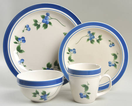 Blueberry 32 Piece Estate Set