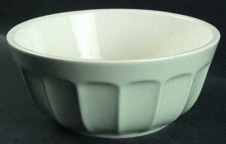 Boxwood Sage 10" Large Salad Serving Bowl