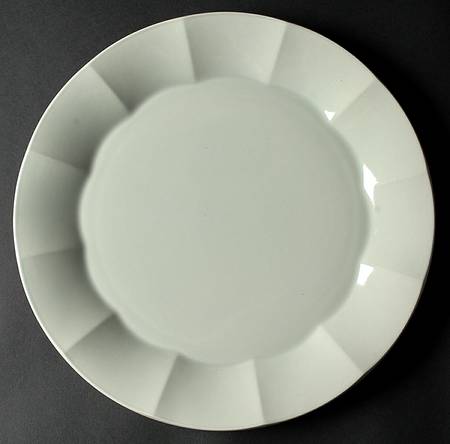 Boxwood Sage 12" Chop Plate (Round Platter)