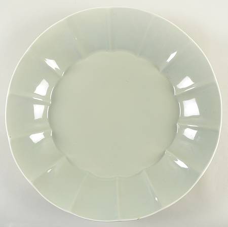 Boxwood Sage 15" Chop Plate (Round Platter)