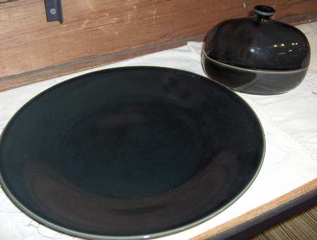 LIS4 Oval Covered Butter