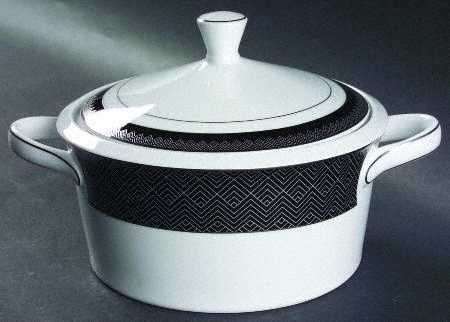 Hastings Ebony 2 Qt Round Covered Casserole