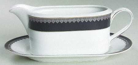 Hastings Ebony Gravy Boat & Underplate