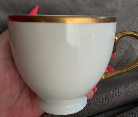 Hampton's Tea (White) Footed Cup