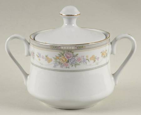 Southampton Sugar Bowl & Lid