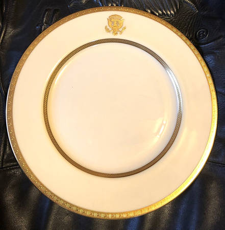 Exhibit Collection by Lenox