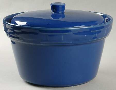 Woven Traditions Cornflower 2 Qt Round Covered Casserole