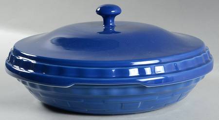 Woven Traditions Cornflower 10" Pie Baking Plate & Ceramic Lid