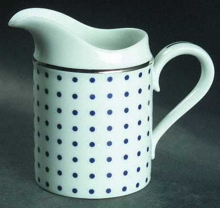 Petite Dot White Creamer