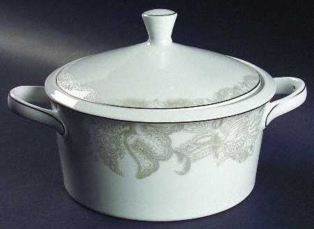 Satin Paisley Platinum 2 Qt Round Covered Casserole