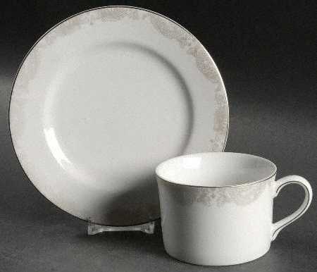 Satin Paisley Platinum Flat Cup & Saucer Set