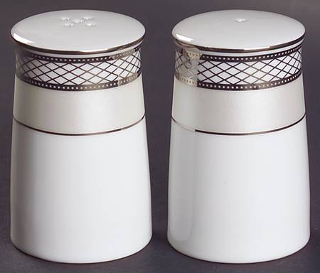 Silk Ribbon Pearl Salt & Pepper Set