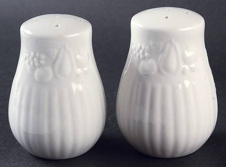 LIE18 Salt & Pepper Set