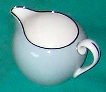L113 Creamer