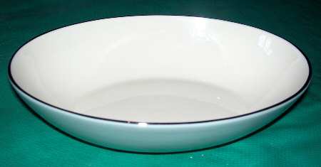 L113 9" Round Vegetable Bowl