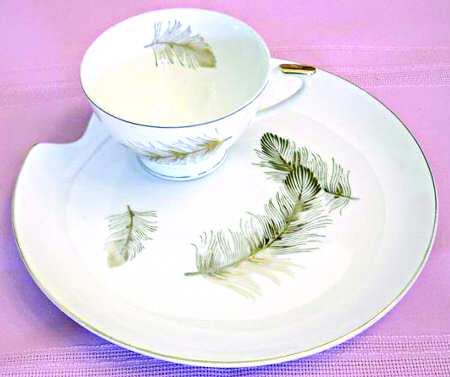 LEF56 Snack Plate & Cup Set