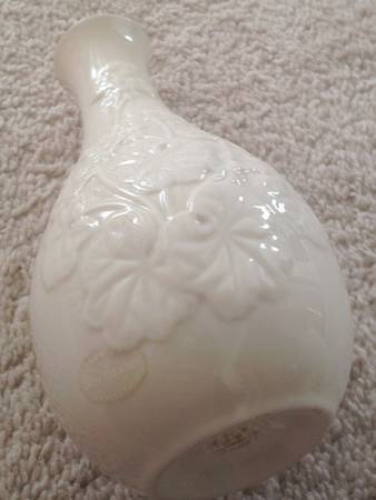 Countess Collection 8" Vase