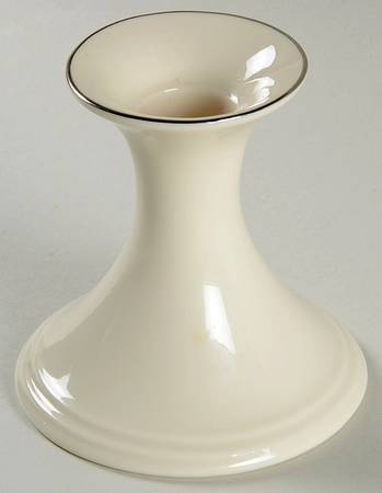L117 3" Candlestick