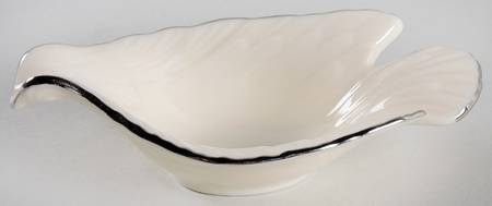 Dove Collection (Platinum Trim) Nut Dish