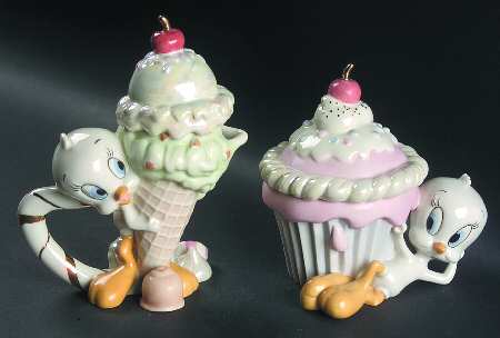 Tweety Figural Creamer& Lid & Sugar Set