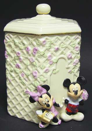 Mickey & Minnie Disney Figural Giftware Cookie Jar & Lid