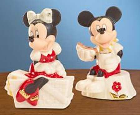 Mickey & Minnie Disney Figural Giftware Figural Salt and Pepper Set