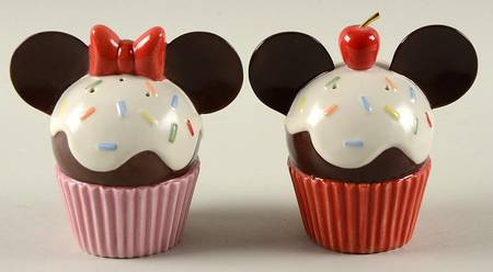 Mickey & Minnie Disney Figural Giftware Figural Salt & Pepper Set