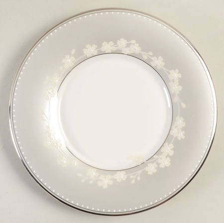 Bellina (Platinum Trim) Saucer