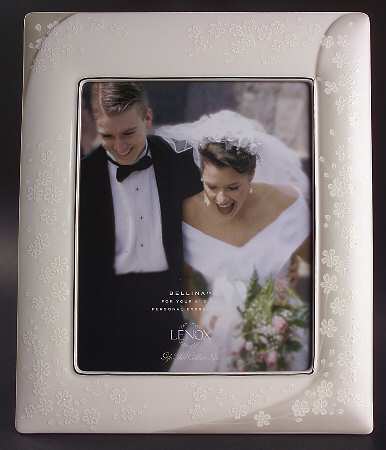 Bellina (Platinum Trim) Frame-Holds 8" X 10"
