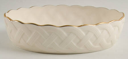 Lattice Collection 8" Oval Scalloped Bowl