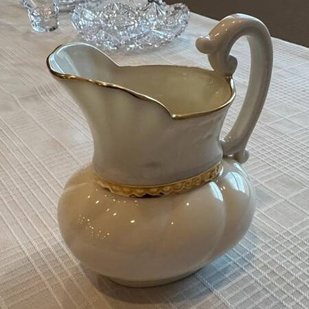 Colonial Collection (Gold Trim, Green Backstamp) Creamer