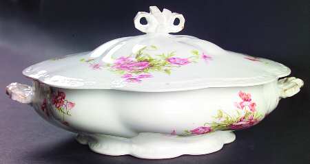 LNT262 Oval Covered Vegetable