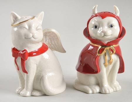 Halloween Figural Salt and Pepper