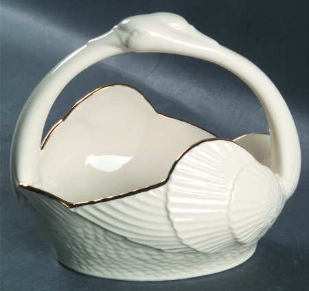Swan Collection (Crm, Gold Tr, Legacy Edition) by Lenox