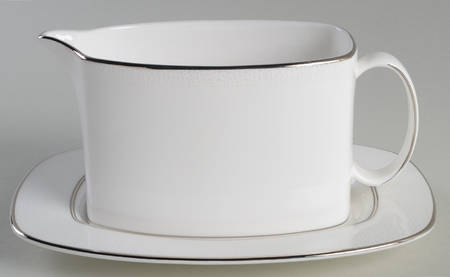 Cypress Point Gravy Boat & Underplate