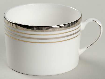 Downing Street Flat Cup
