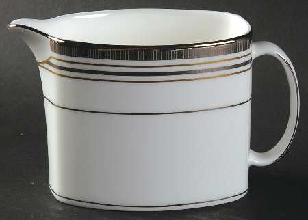 Downing Street Creamer