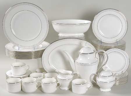 Herald Square Platinum 47 Piece Set