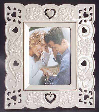Floating Hearts Frame-Holds 5" X 7"