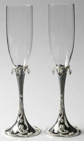 Floating Hearts Glassware Champagne Flute - Set of 2