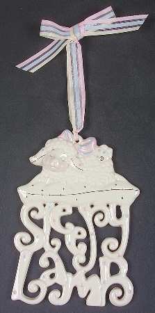 Lazy Lambs Plaque Wall