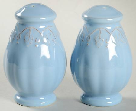 Vintage Vine Blue Mist Salt & Pepper Set