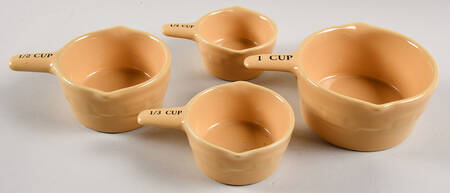 Woven Traditions Butternut Measuring Cup Set (1 Cup,1/2 Cup,1/3 Cup,1/4 Cup)