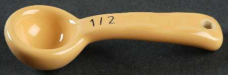 Woven Traditions Butternut 1/2 Teaspoon Ceramic Measuring Spoon
