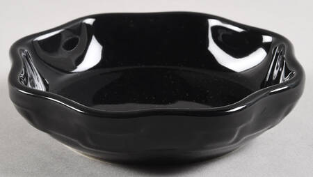 Woven Traditions Ebony Garlic Baker No Lid
