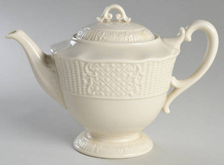 George Washington Tea Service Teapot & Lid