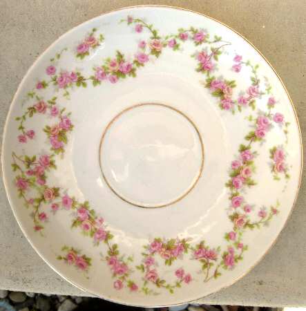 R4K16 Saucer
