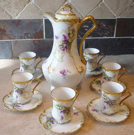 LAT101 Chocolate Pot & Lid