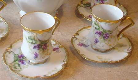 LAT101 Chocolate Cup & Saucer Set