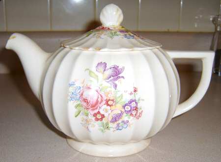 Shanlin Rose Teapot & Lid